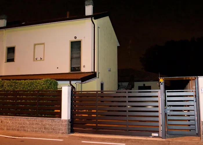 Rho Apartament *